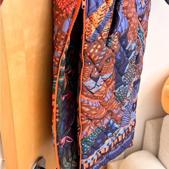 FARM Rio Reversible Multicolor Puffer Jacket. - Picture 7 of 8